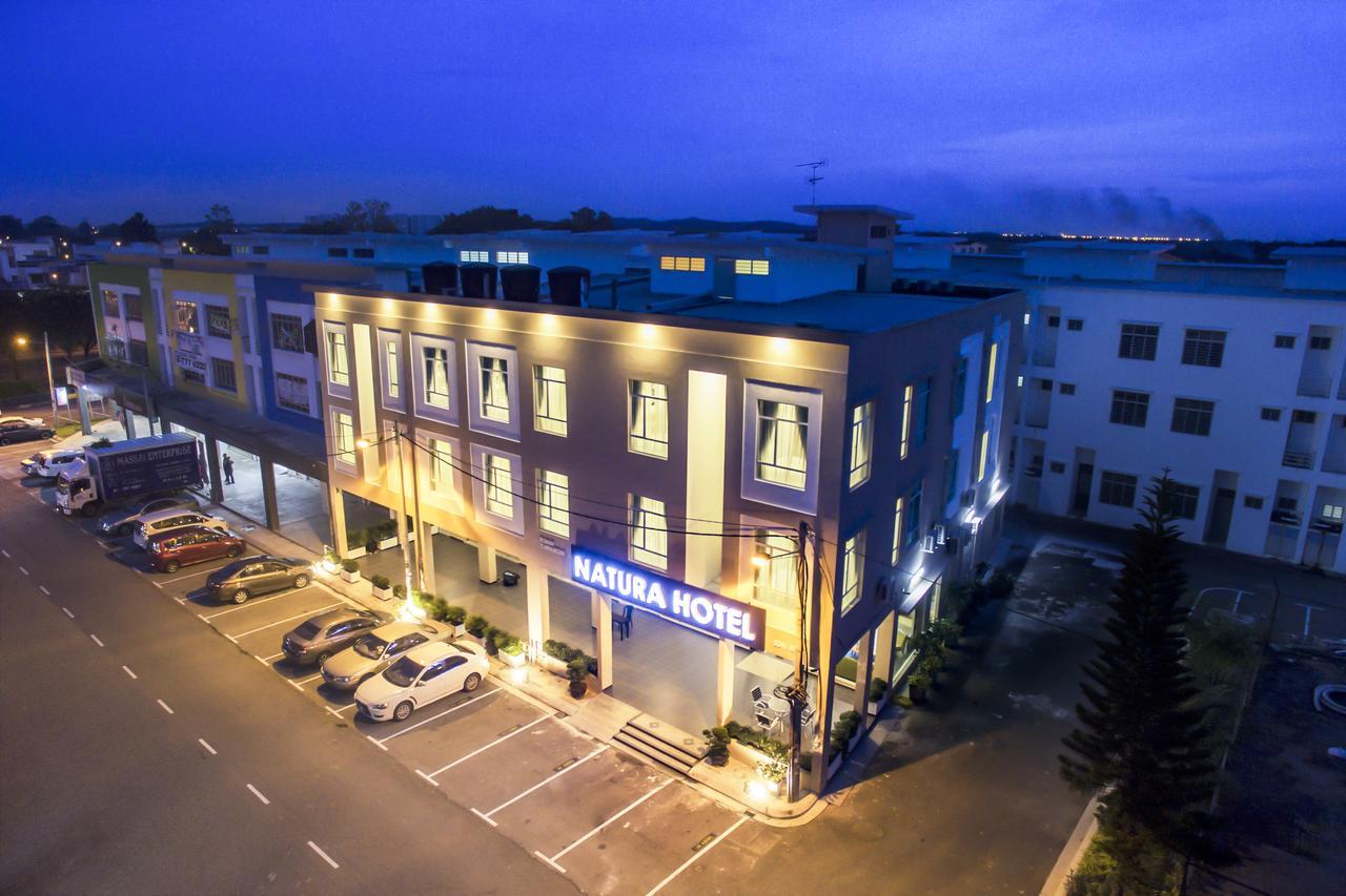 โรงแรมเนเชอรา นุสาจายา ภายนอก รูปภาพ